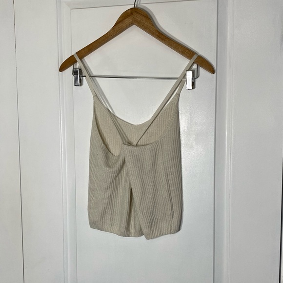 Garage Cropped Tank - Picture 2 of 4